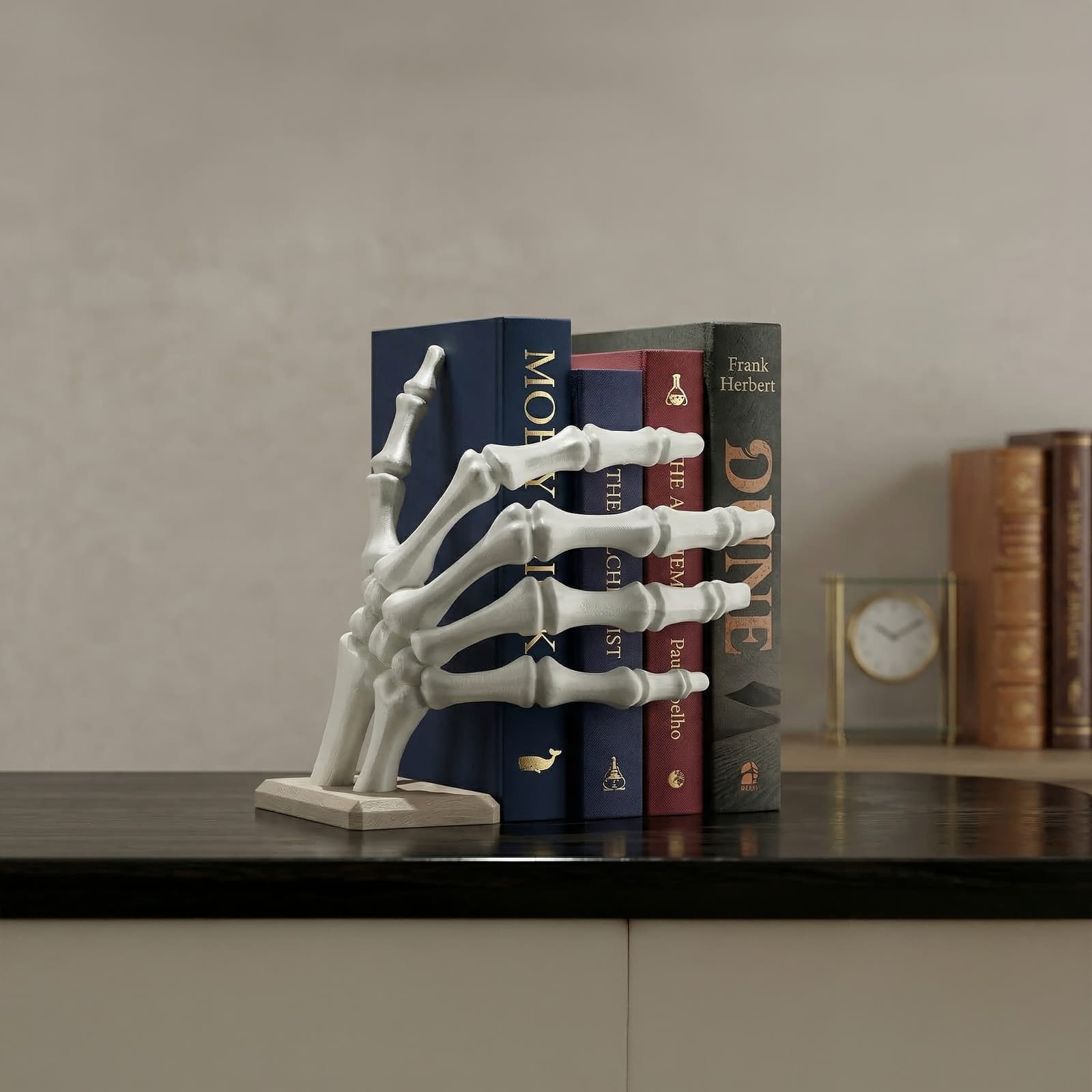 Skeleton Hand Dekoratif Kitap Tutucu - Modern Kitap Desteği
